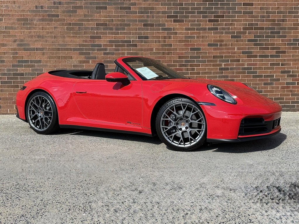 Certified 2025 Porsche 911 Carrera image 9