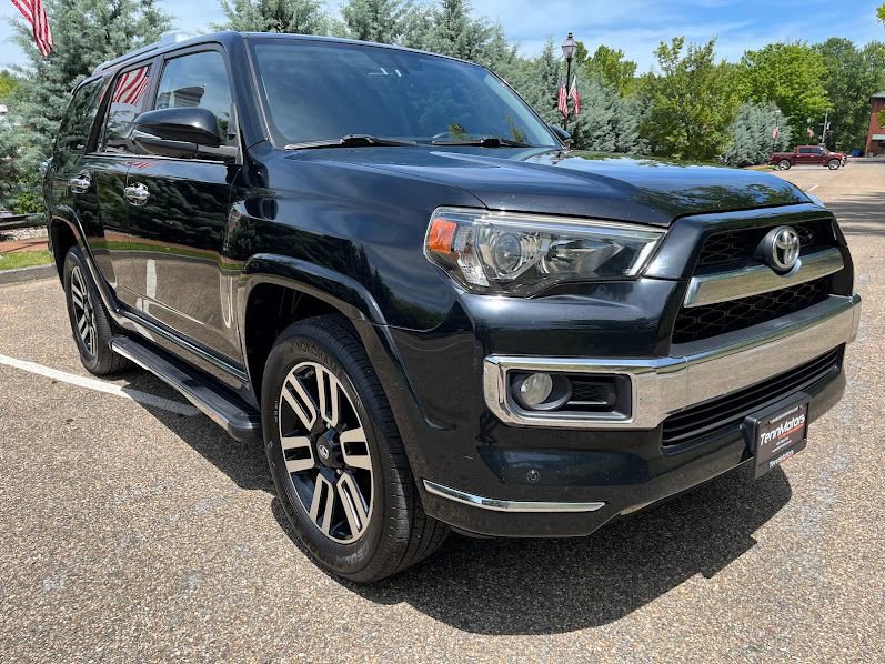 Used 2018 Toyota 4Runner Limited AWD/4WD image 33