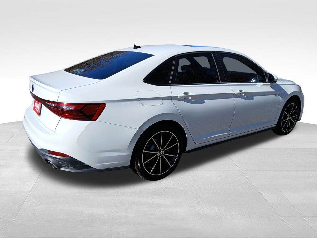 Used 2025 Volkswagen Jetta GLI Autobahn image 10
