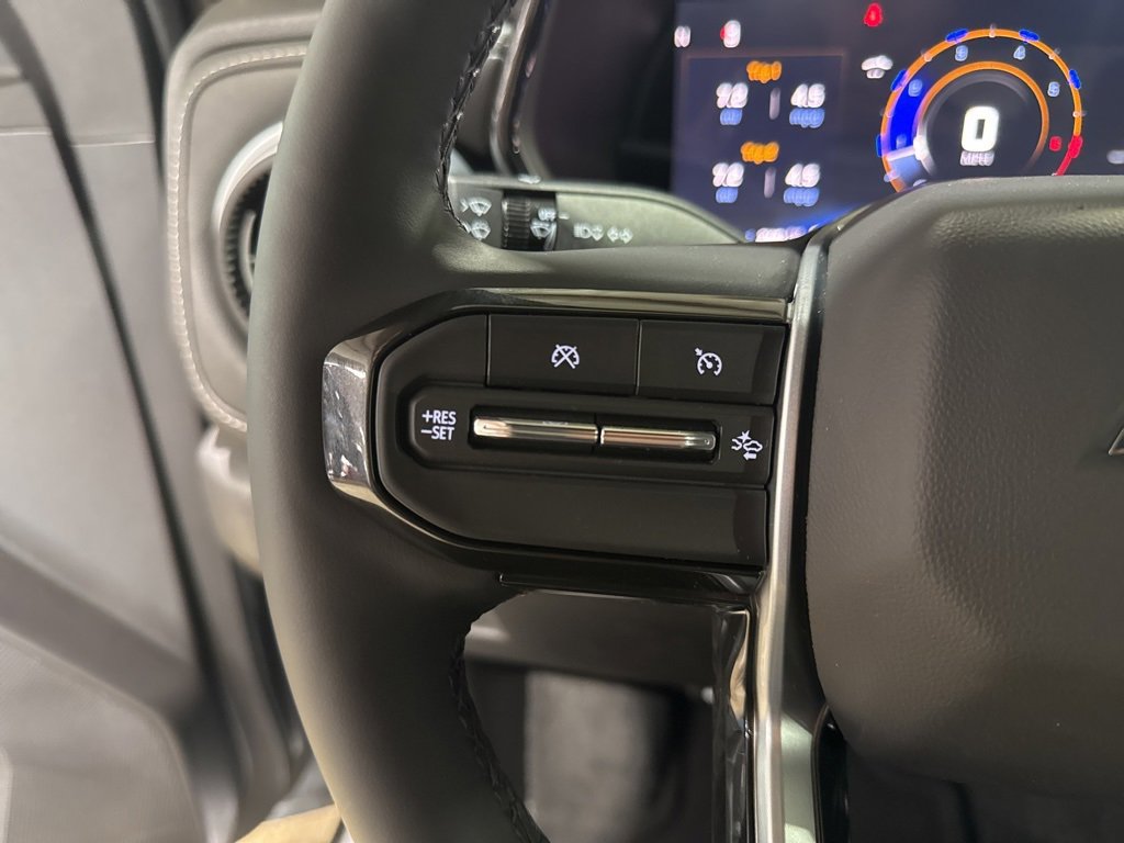 New 2025 Chevrolet Colorado LT w/ LT Convenience Package image 17