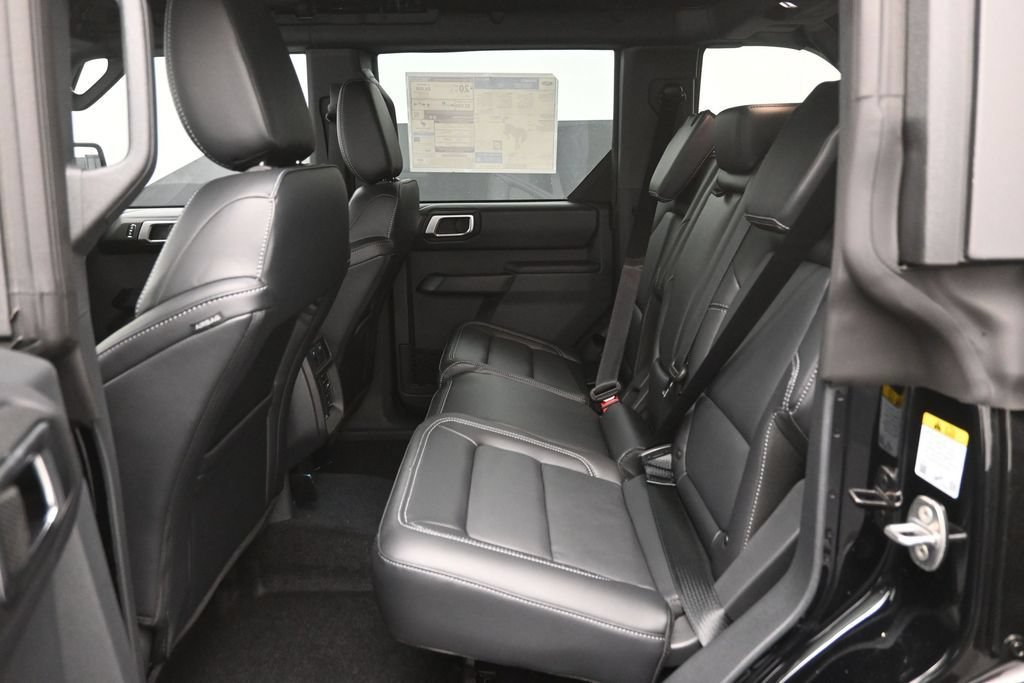 New 2026 Ford Bronco Outer Banks AWD/4WD image 23