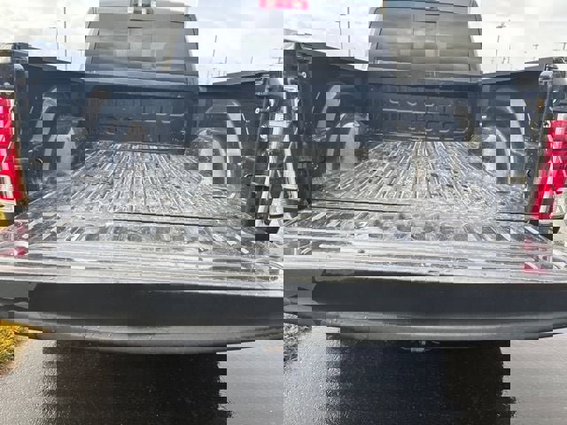 Used 2016 RAM 1500 Laramie w/ Convenience Group image 25