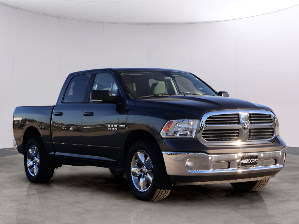 Used 2019 RAM 1500 Big Horn AWD/4WD image 3