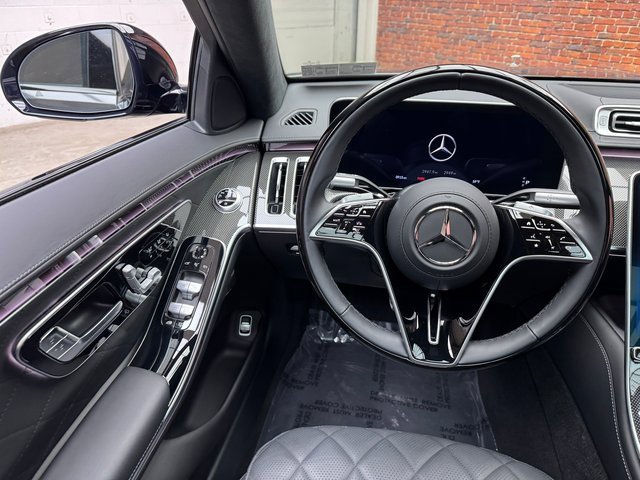 Used 2025 Mercedes-Benz S 580 4MATIC Sedan image 13