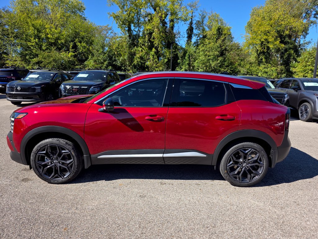 New 2027 Nissan Kicks SR w/ SR Premium Package FWD image 8