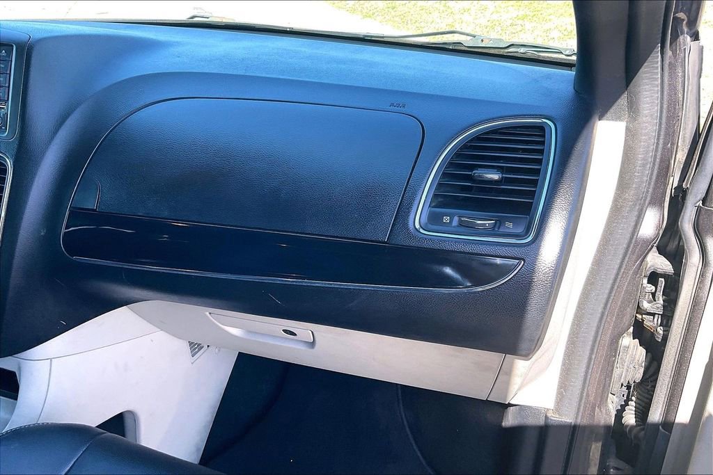 Used 2017 Dodge Grand Caravan SXT image 15