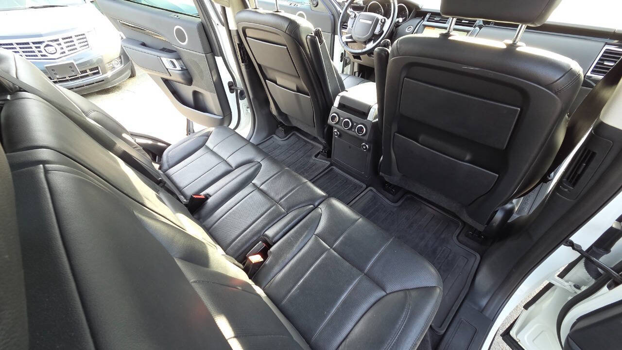 Used 2019 Land Rover Discovery SE AWD/4WD image 44
