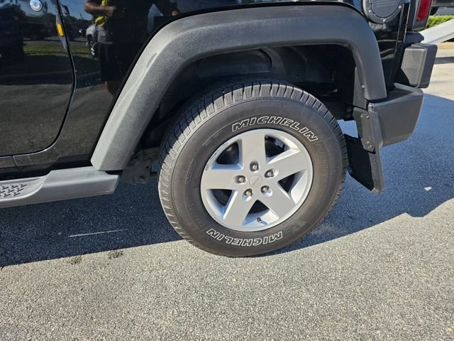 Used 2018 Jeep Wrangler Sport image 13