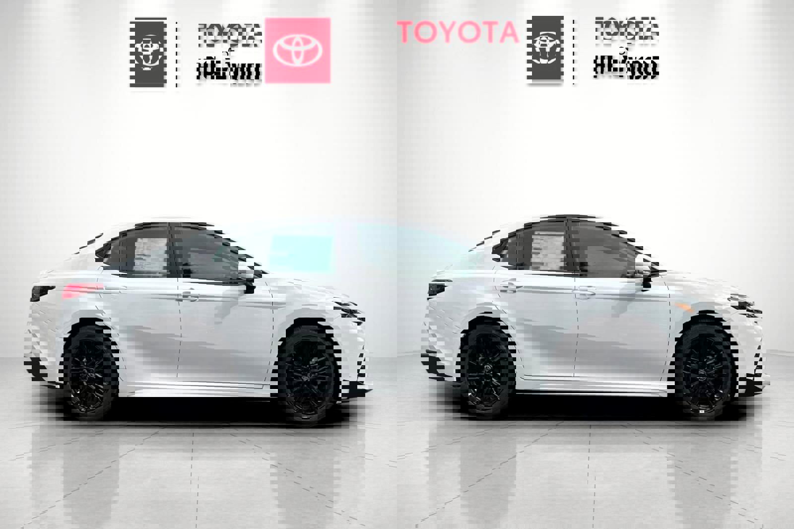 New 2026 Toyota Camry SE image 3