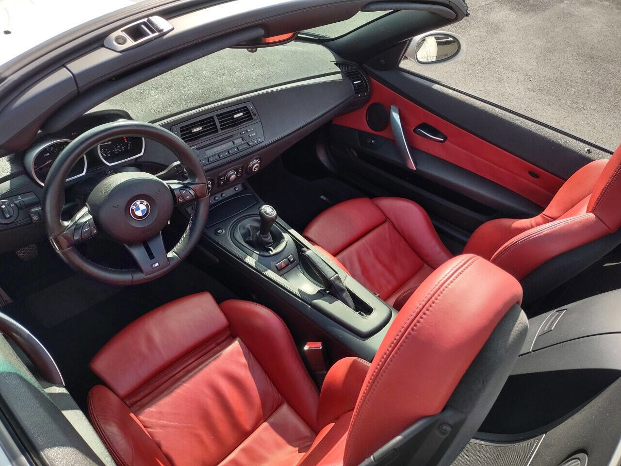 Used 2006 BMW M Roadster image 9