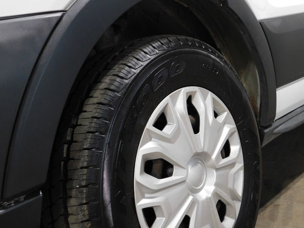 Used 2018 Ford Transit 150 XLT image 98
