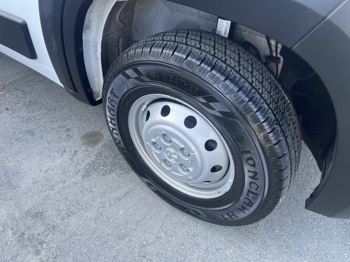 Used 2020 RAM ProMaster 3500 w/ Premium Appearance Group FWD image 31