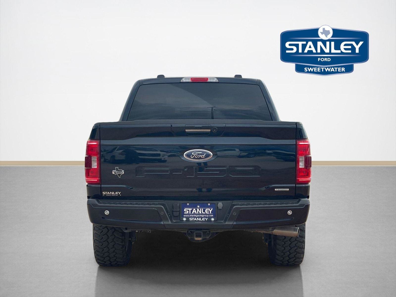 Used 2023 Ford F150 XLT w/ Equipment Group 302A High AWD/4WD image 7