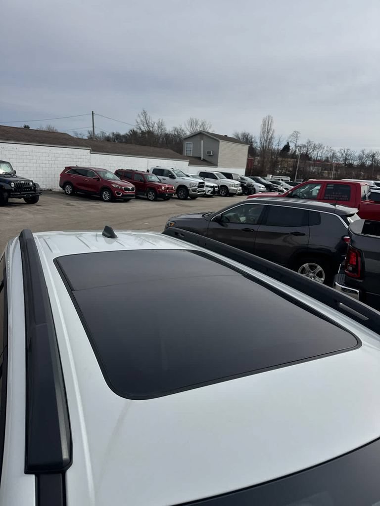 New 2026 Jeep Cherokee Limited AWD/4WD image 3