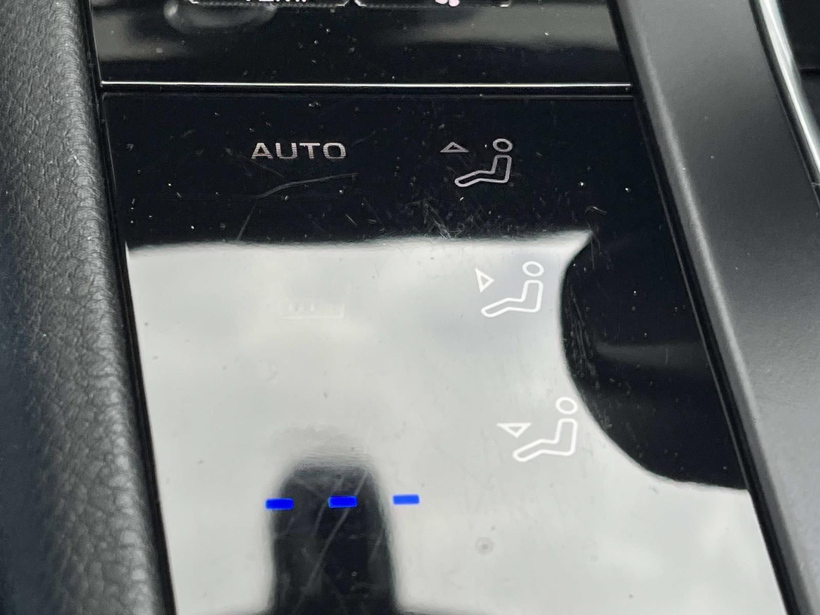 Used 2022 Porsche Macan S image 31