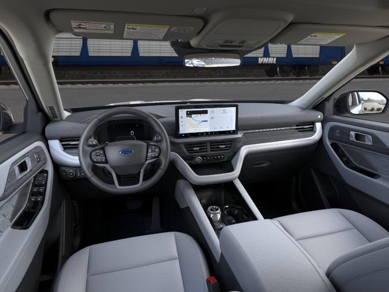 New 2026 Ford Explorer Platinum w/ LUX Leather Package AWD/4WD image 9