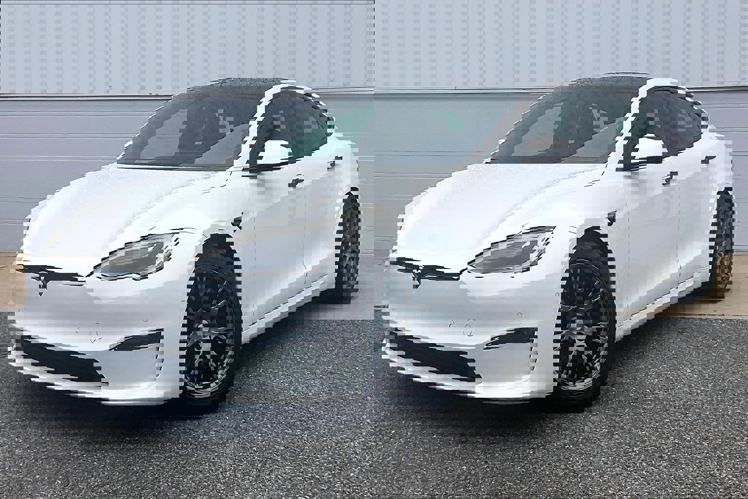 Used 2021 Tesla Model S Plaid image 2