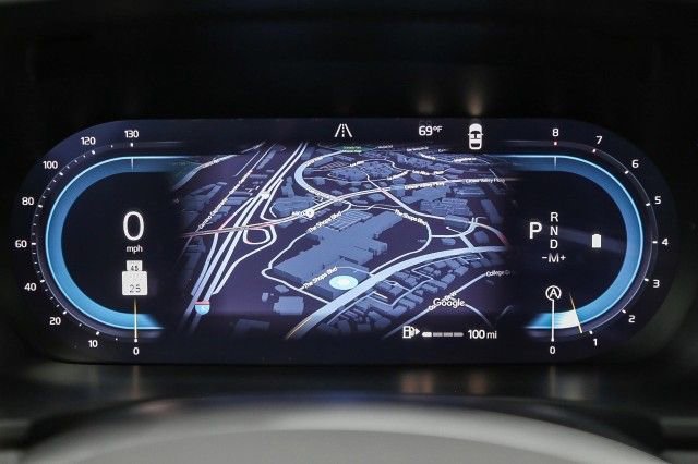 New 2025 Volvo V90 B6 Cross Country Plus w/ Protection Package Premier image 23