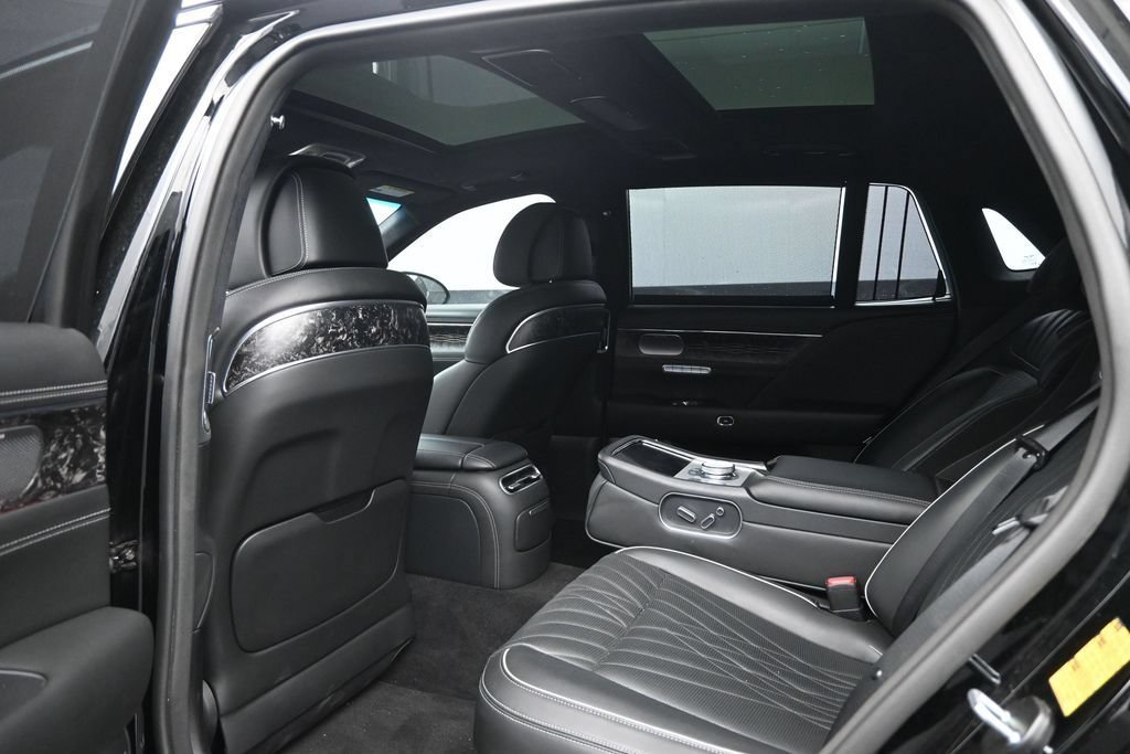 Used 2023 Genesis G90 3.5T AWD/4WD image 24