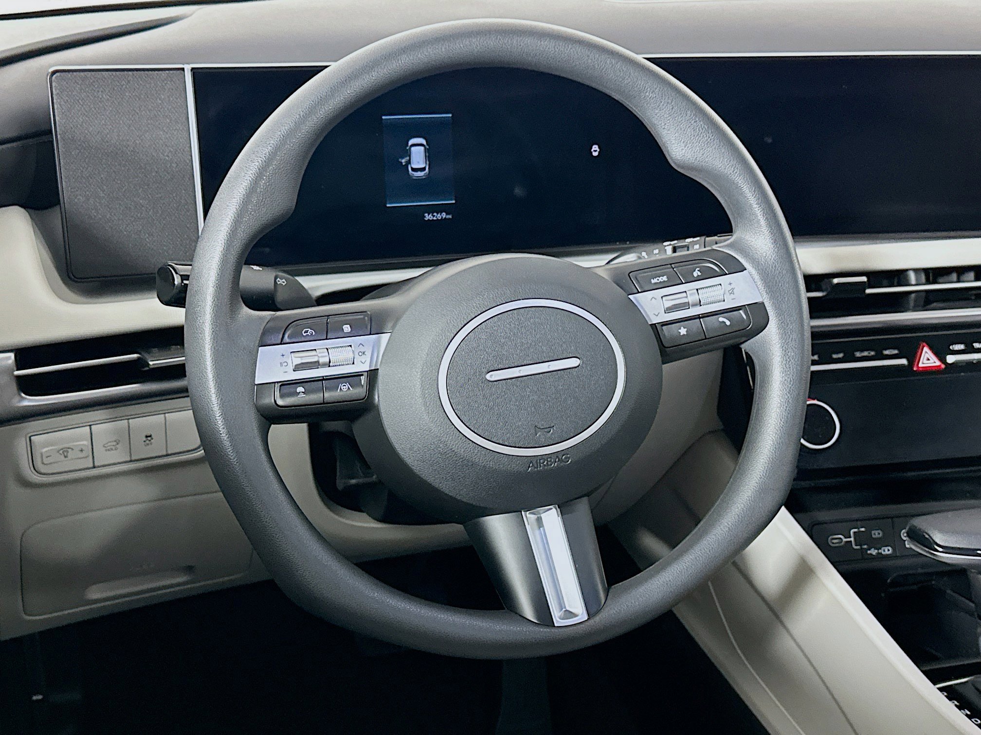 Used 2025 Hyundai Tucson SEL image 18