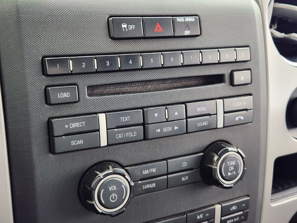 Used 2012 Ford F150 XLT AWD/4WD image 22