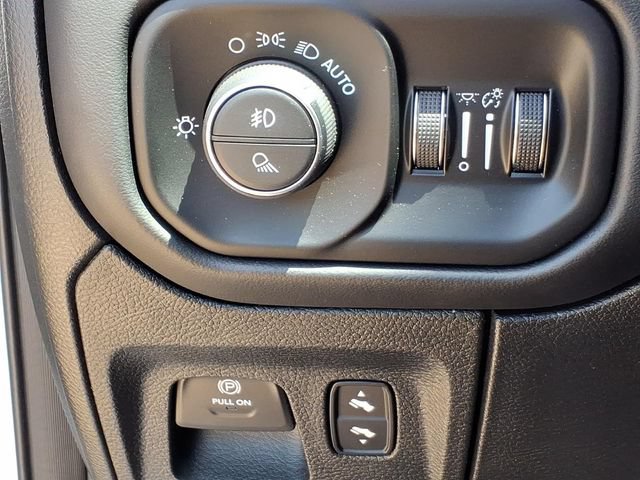 Used 2023 RAM 1500 Limited AWD/4WD image 21