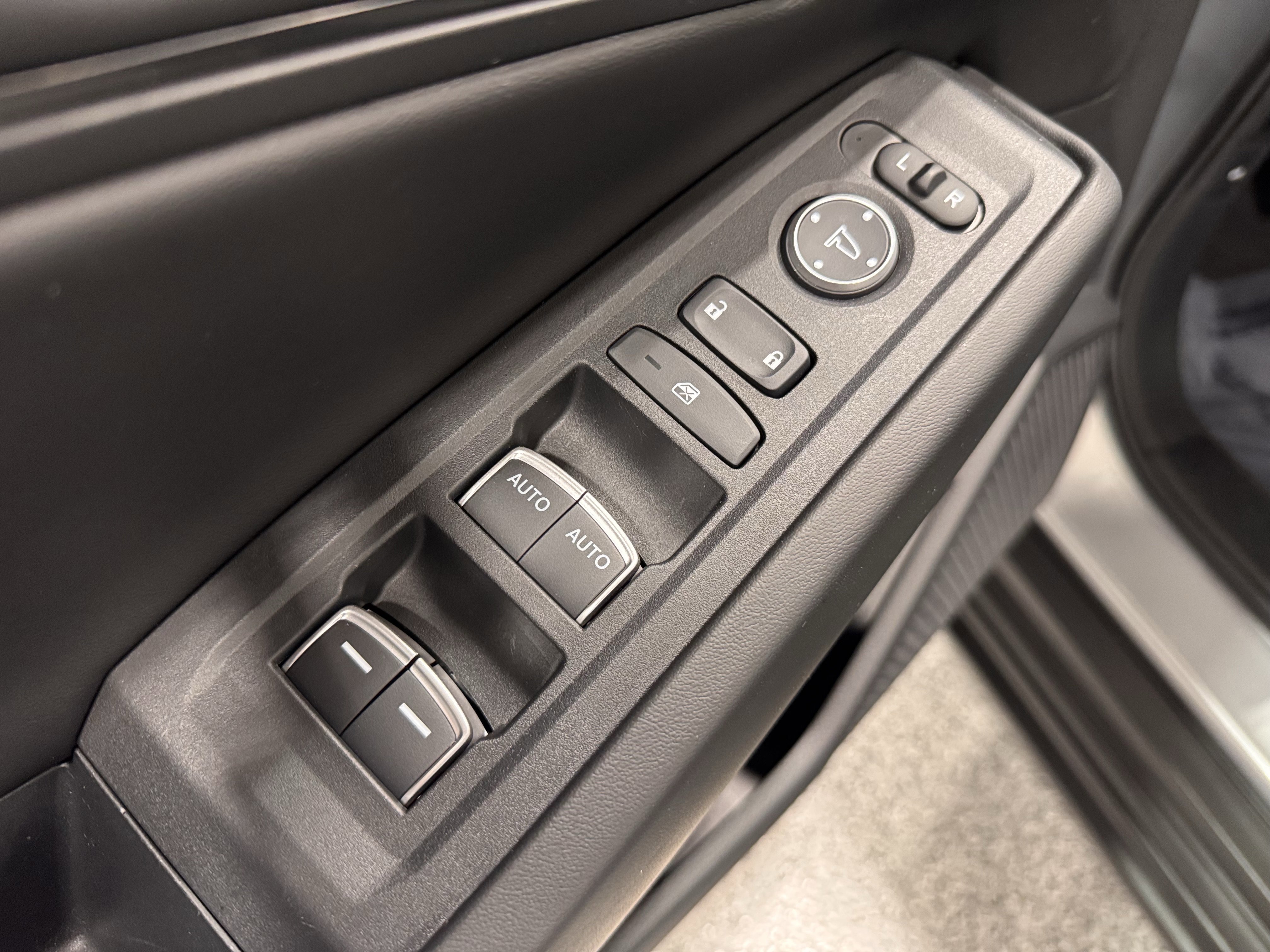 Used 2024 Honda Accord EX image 22