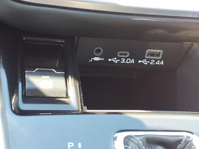 Used 2024 Subaru Outback Premium AWD/4WD image 19