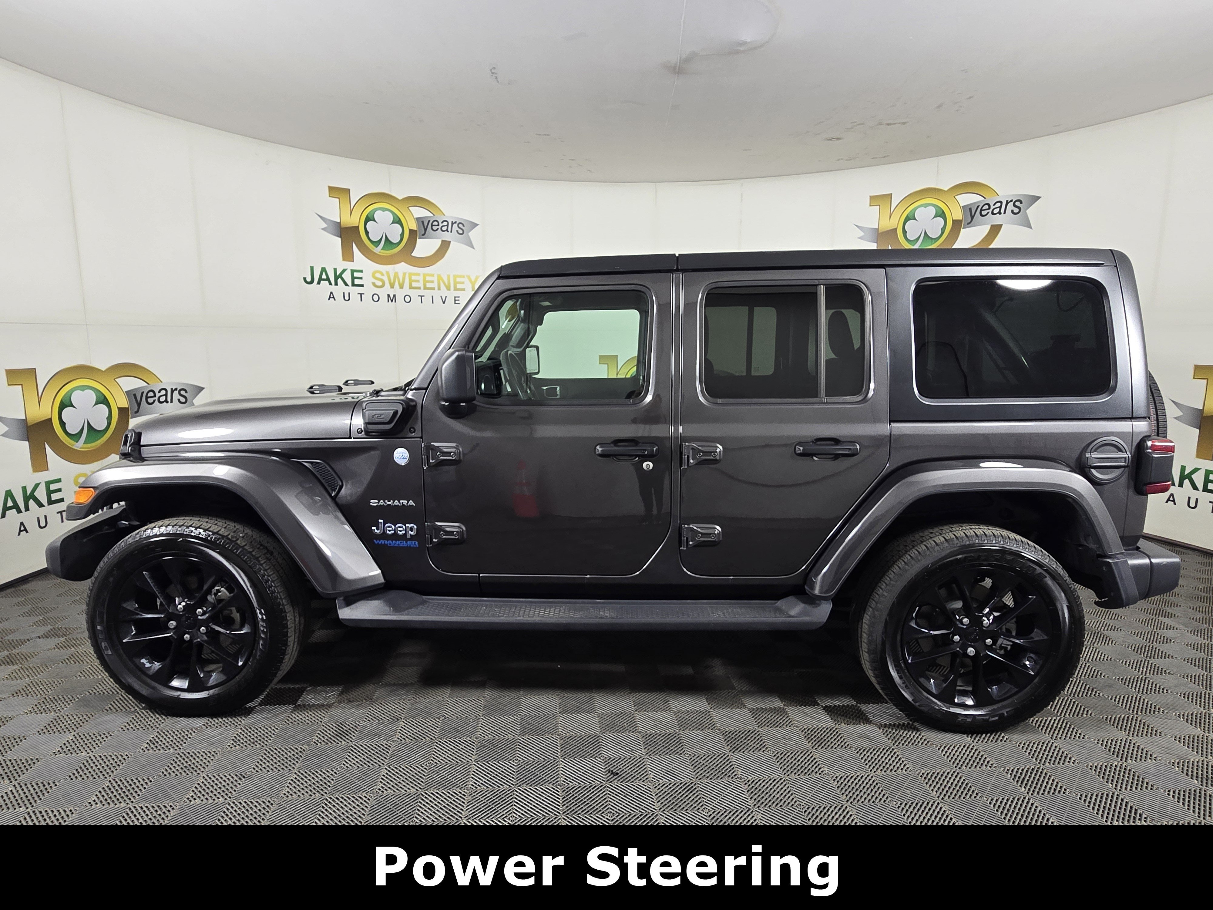 Used 2021 Jeep Wrangler Unlimited Sahara w/ Dual Top Group AWD/4WD image 6