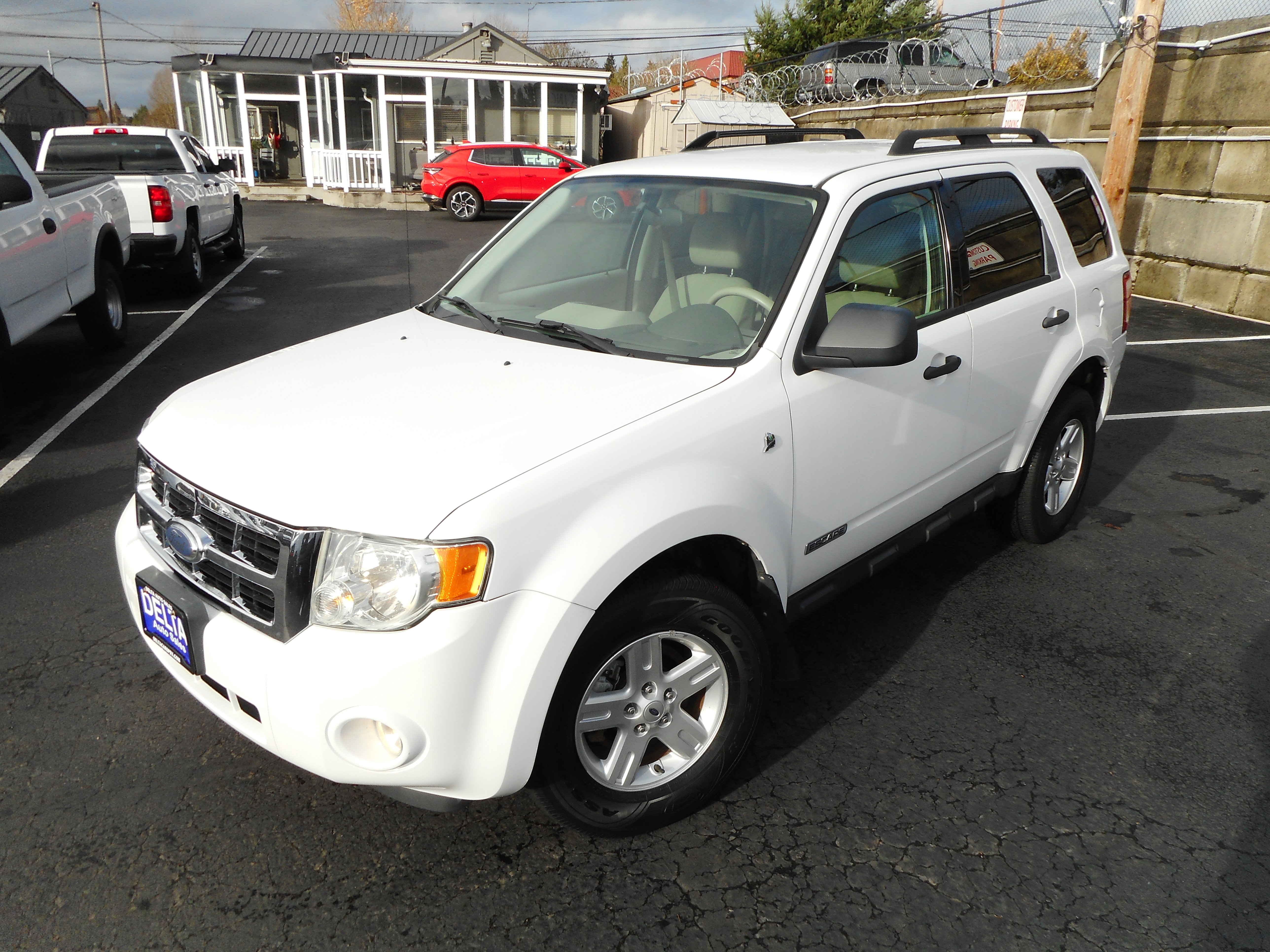 Used 2008 Ford Escape 2WD Hybrid image 4