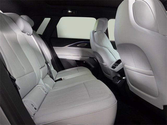 Certified 2024 Cadillac Lyriq Luxury image 15