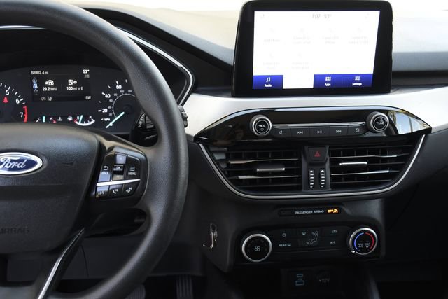 Used 2022 Ford Escape SE image 11