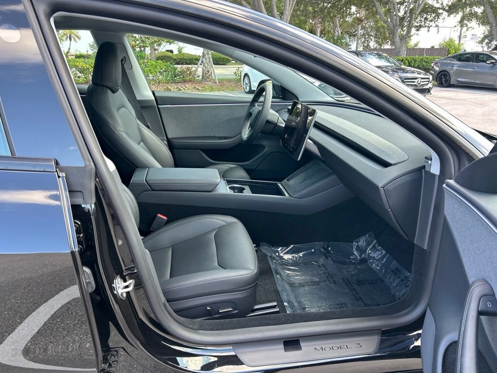 Used 2025 Tesla Model 3 RWD image 32
