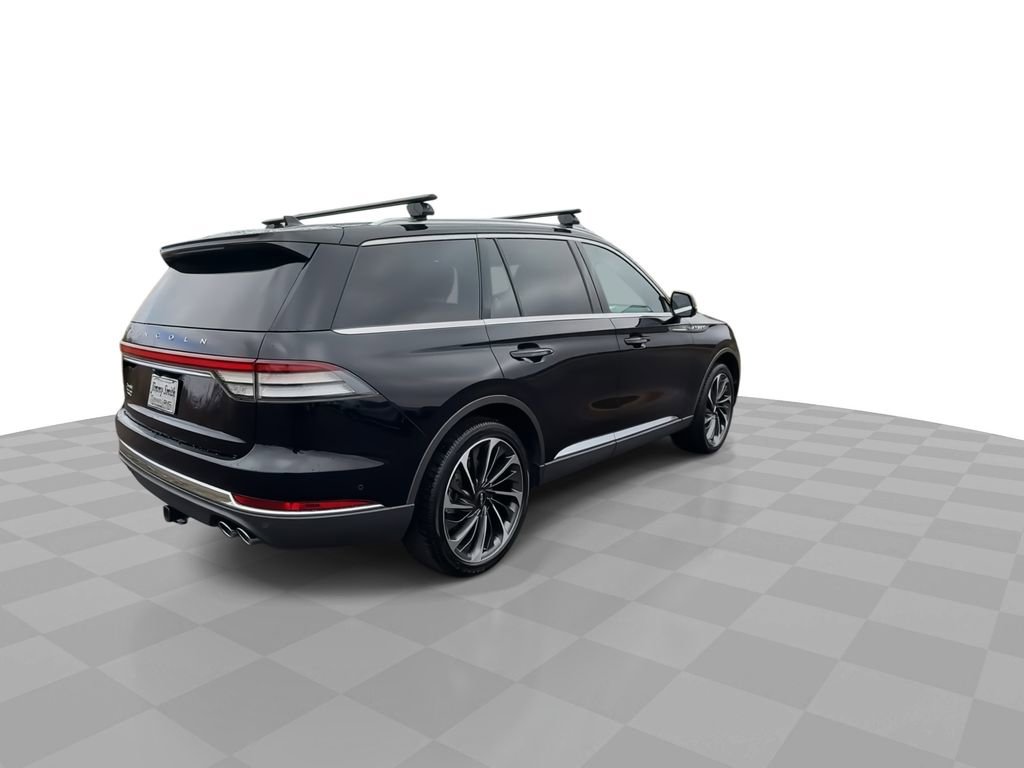 Used 2023 Lincoln Aviator Reserve w/ Equipment Group 201A image 8