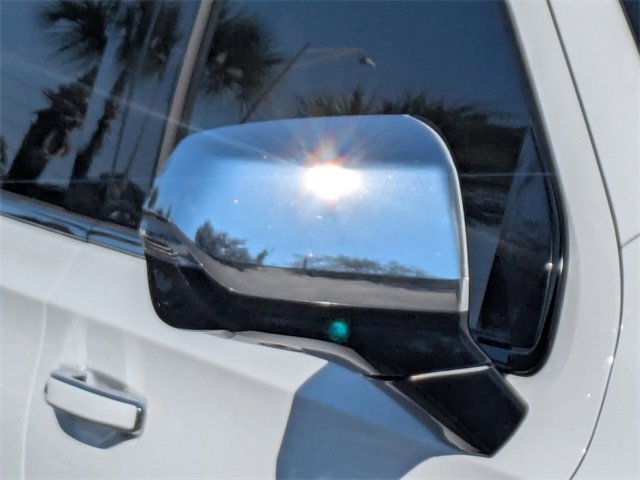 Used 2021 Chevrolet Suburban Premier w/ Premium Package image 12