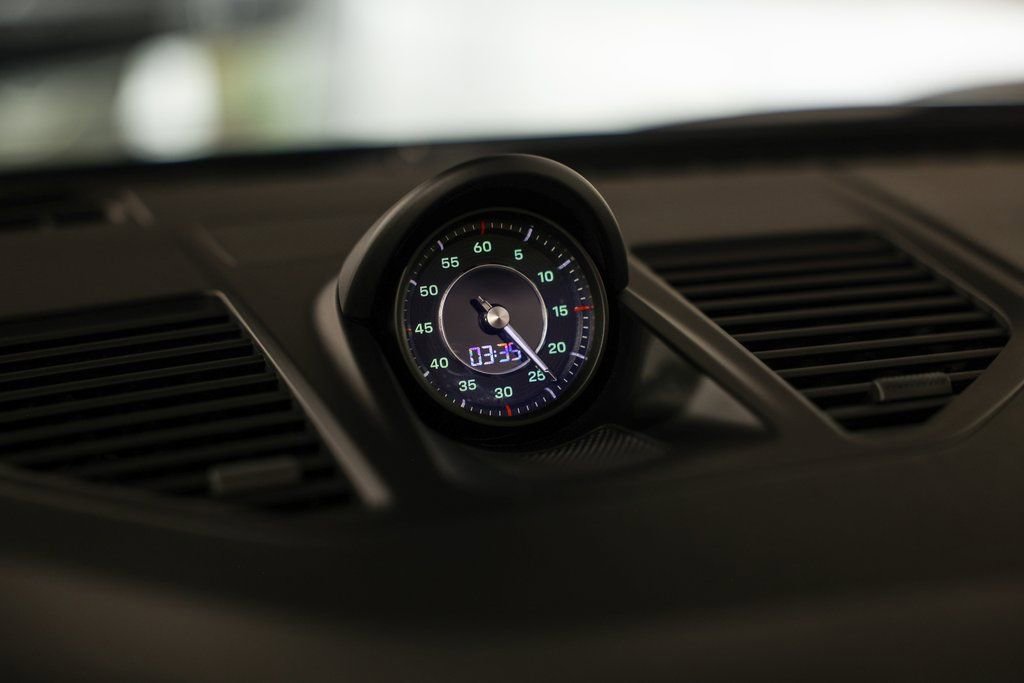 Used 2021 Porsche 911 Targa 4S image 32