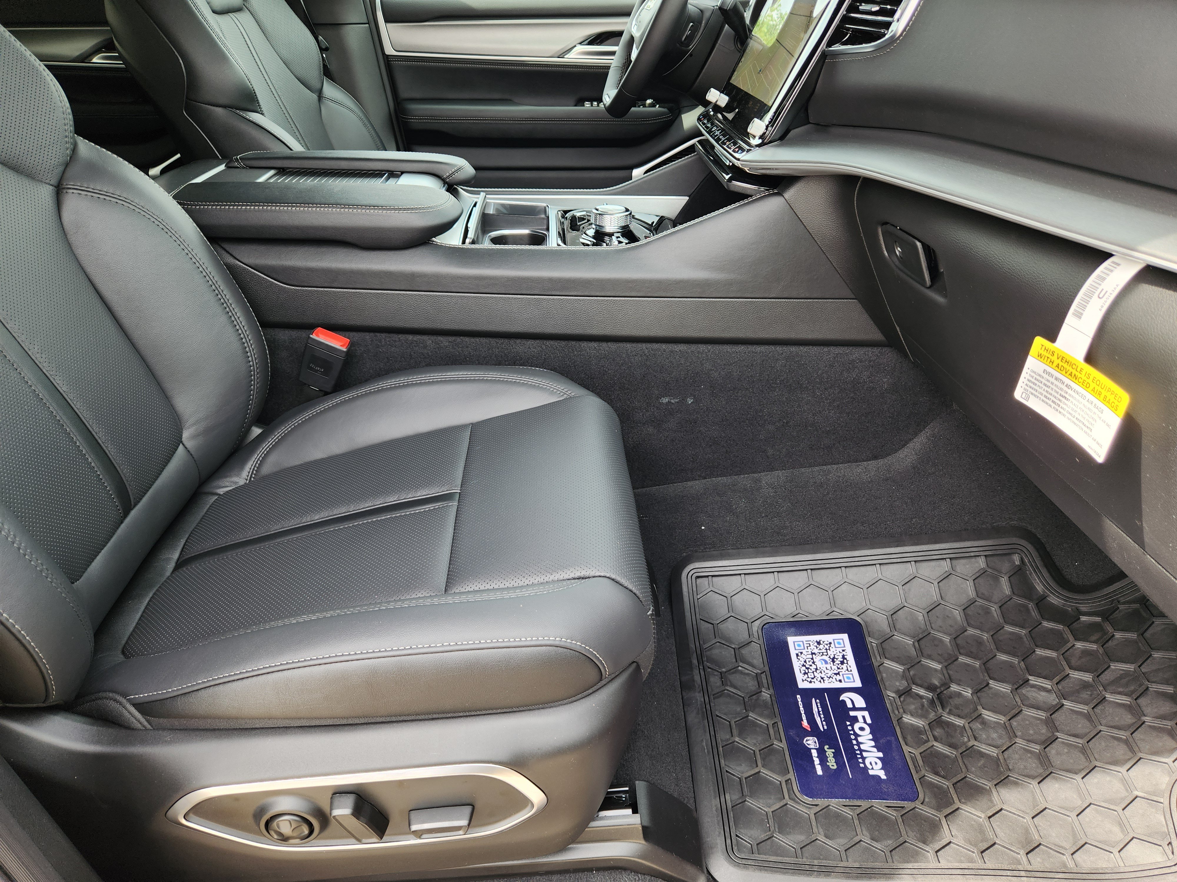 New 2026 Jeep Grand Wagoneer Limited AWD/4WD image 11