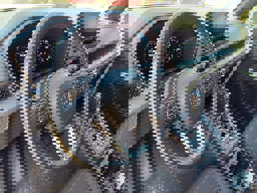 Used 2024 Honda CR-V Sport image 30