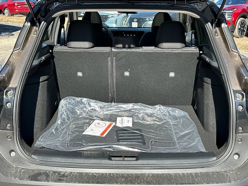 New 2026 Nissan Kicks SV w/ SV Premium Package AWD/4WD image 19
