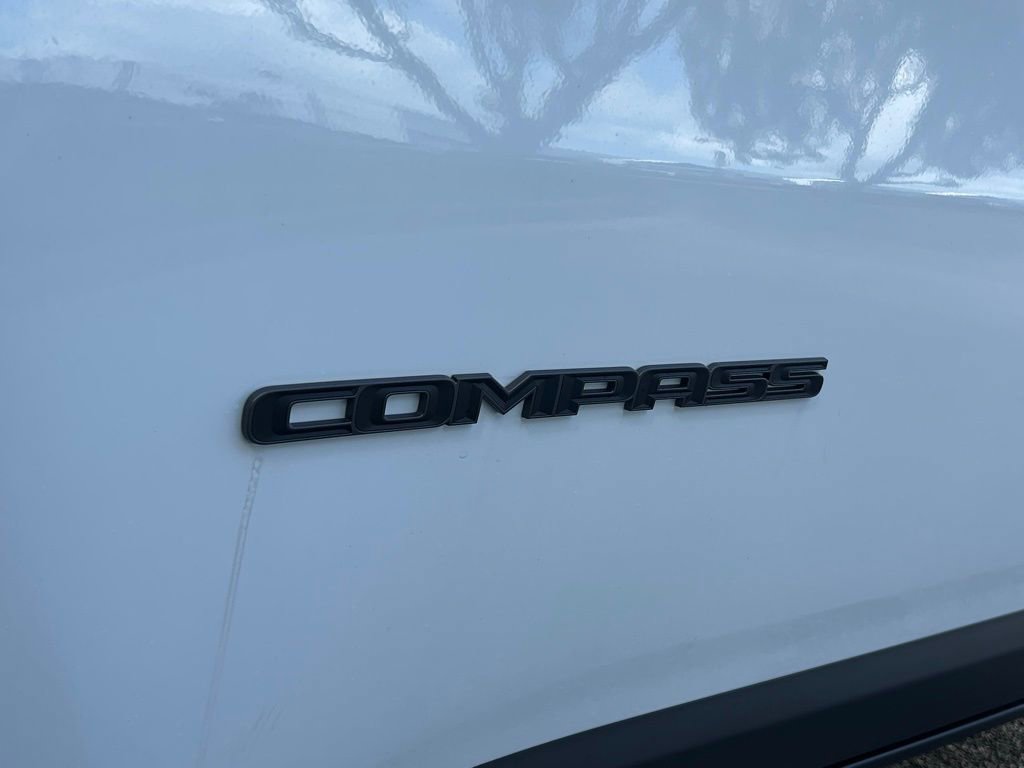 New 2026 Jeep Compass Trailhawk image 24