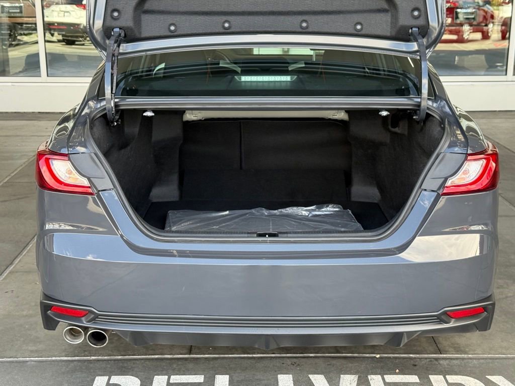 Certified 2025 Toyota Camry SE image 16