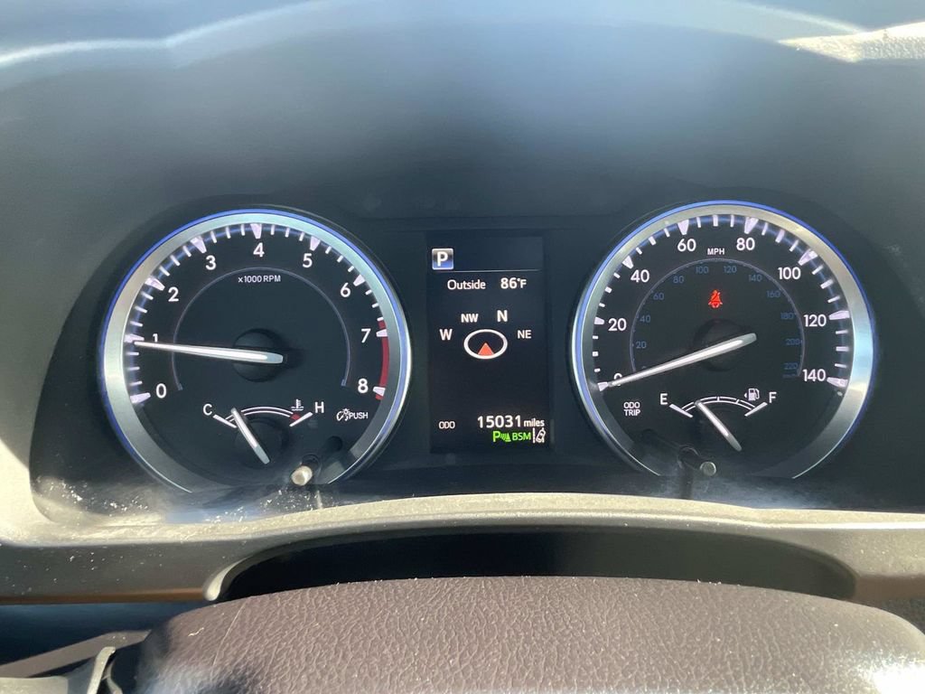 Used 2017 Toyota Highlander Limited FWD image 30