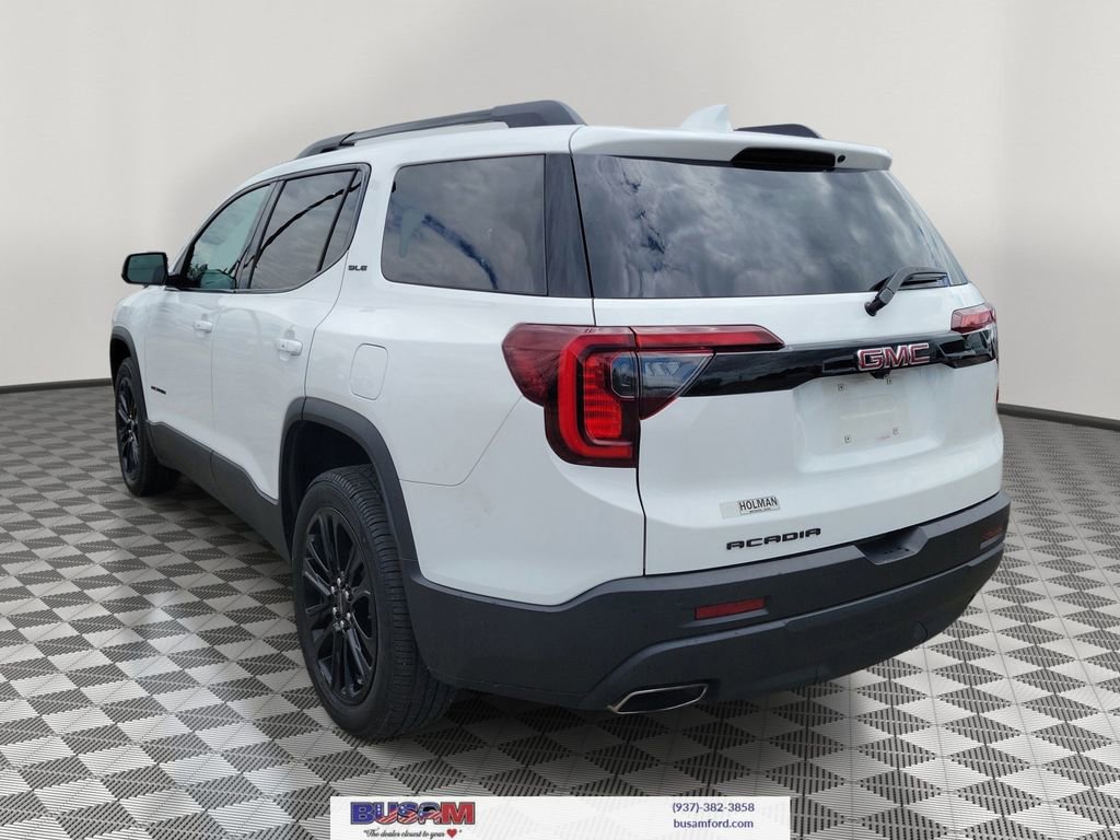 Used 2021 GMC Acadia SLE w/ Driver Convenience Package FWD image 3