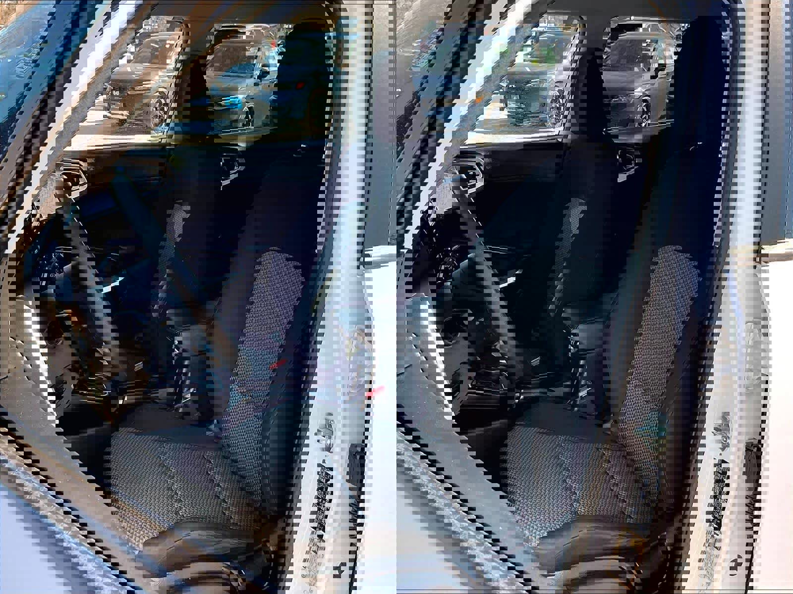 Used 2023 Kia Soul LX w/ LX Technology Package image 10