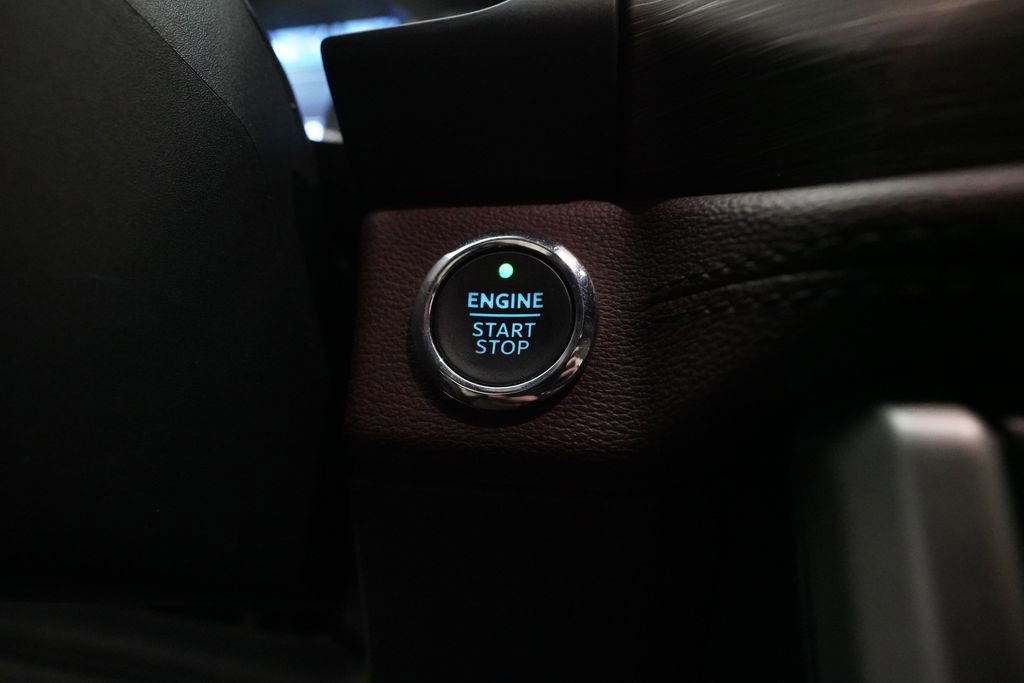Used 2024 Ford Expedition Limited image 31