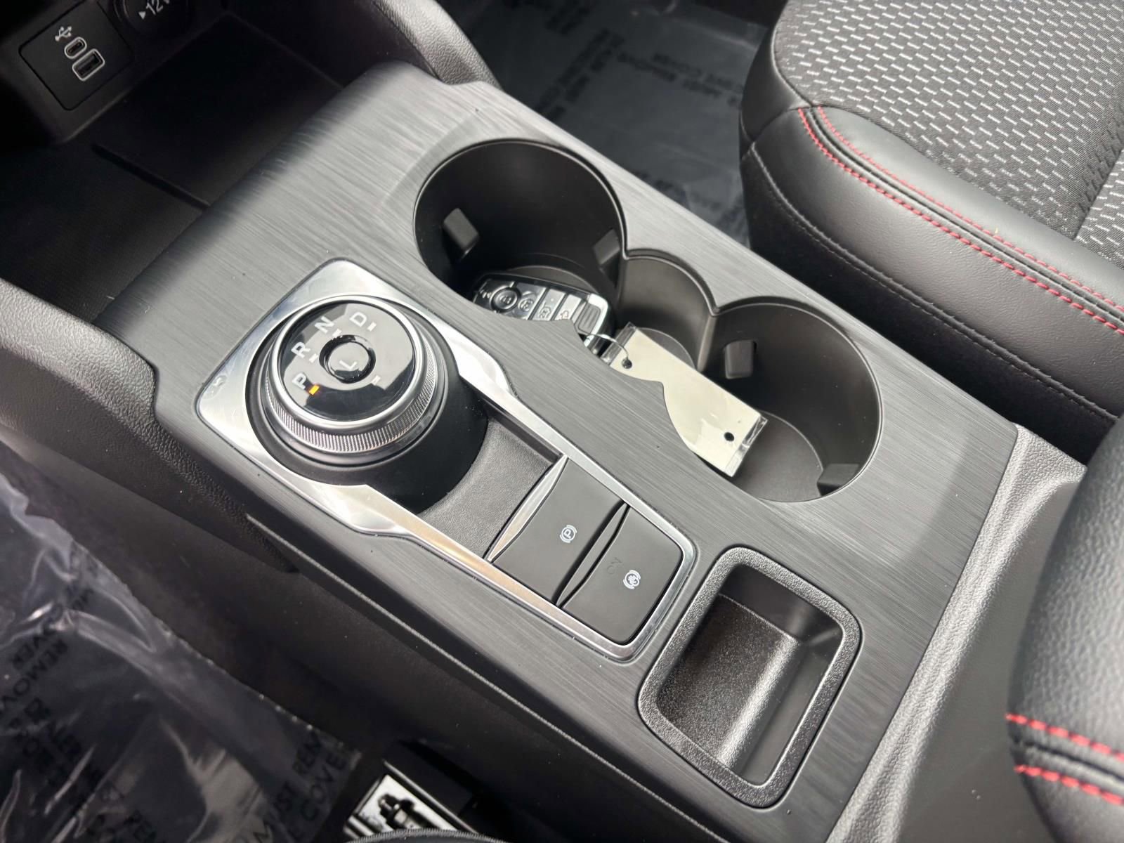 New 2026 Ford Escape ST-Line w/ Tech Pack #1 FWD image 25