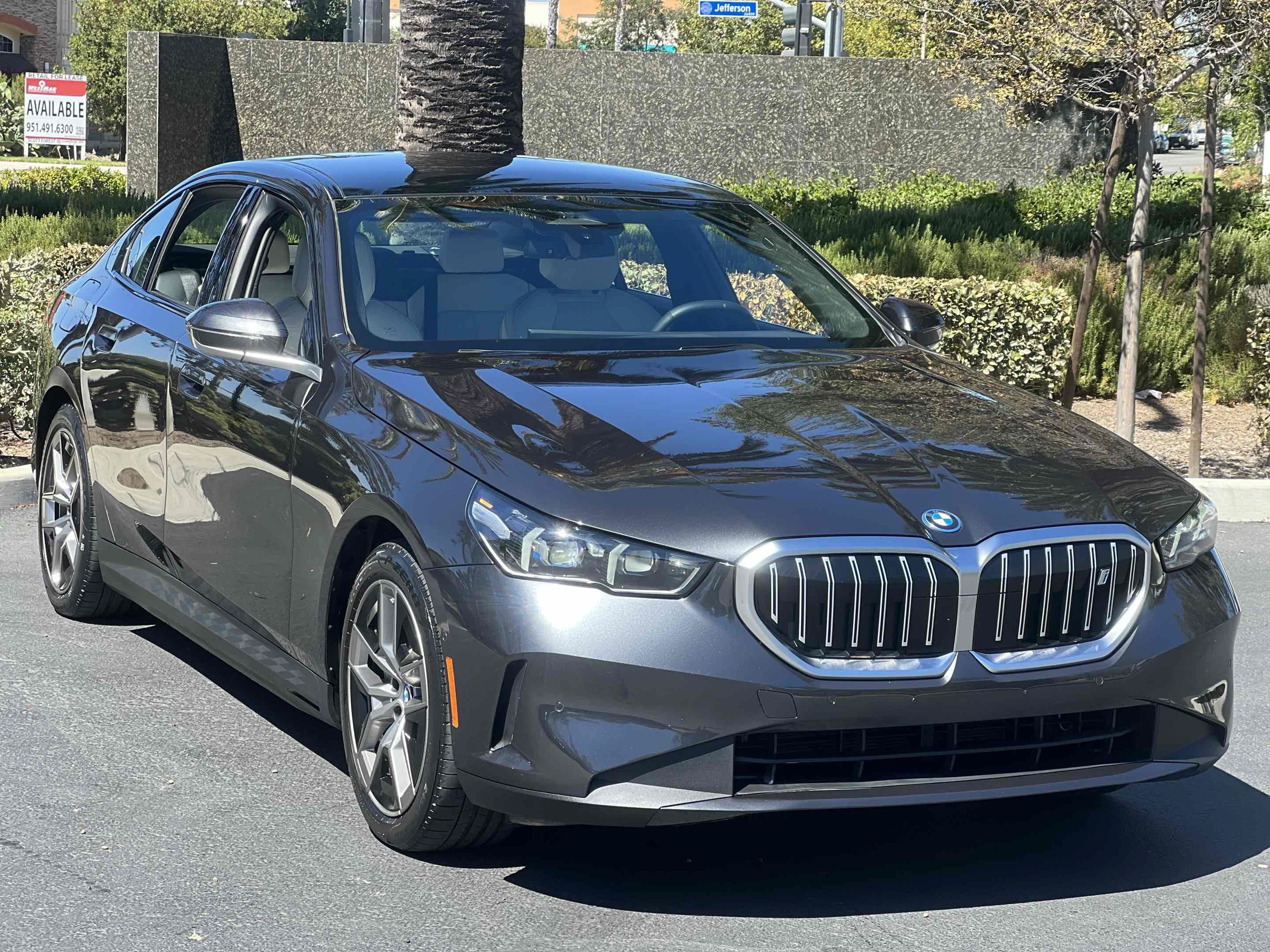Used 2024 BMW i5 eDrive40i RWD image 22