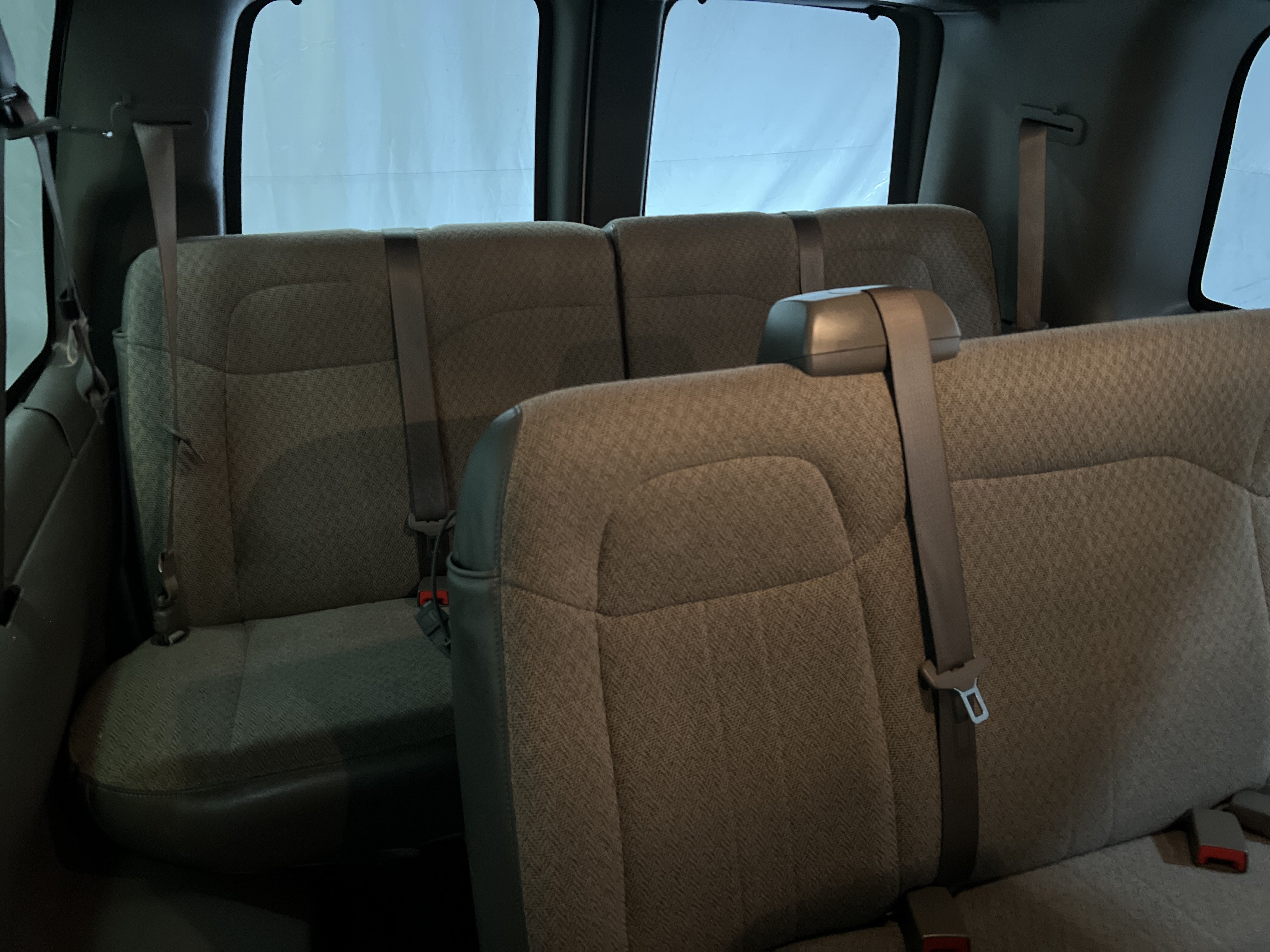 Certified 2025 Chevrolet Express 3500 LT w/ LT Preferred Equipment Group RWD image 18