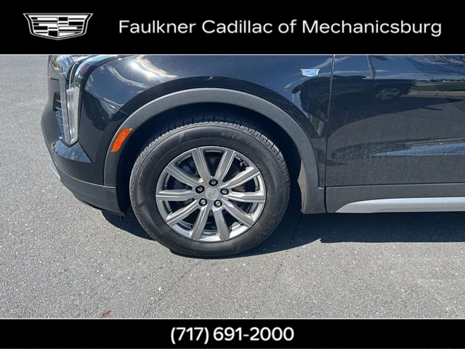 Used 2020 Cadillac XT4 Premium Luxury image 31