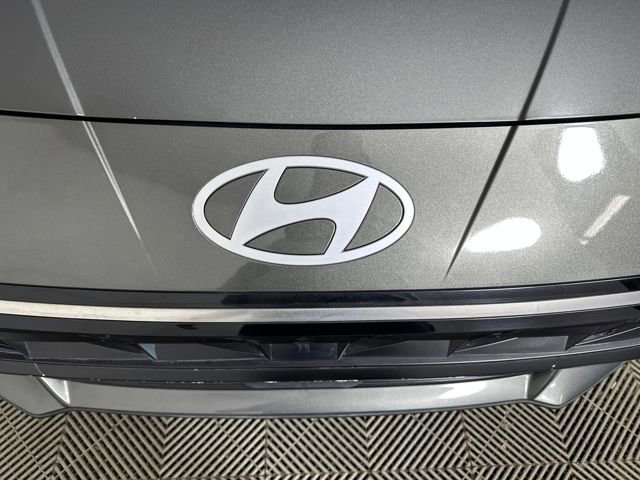 Used 2024 Hyundai Elantra SEL w/ Convenience Package image 9